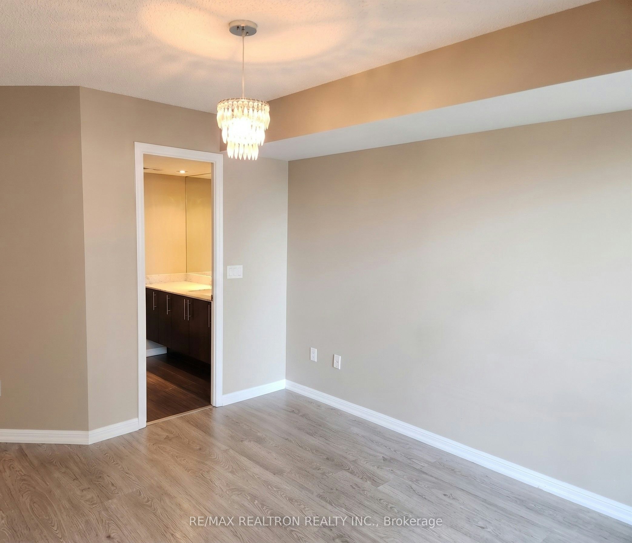 802-65 East Liberty Street, Toronto, ON, M6K 3R2 - 11