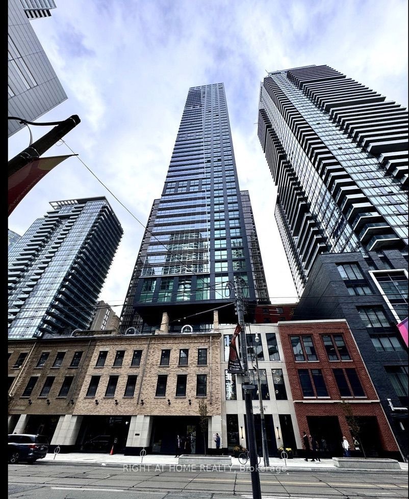 2301-327 King Street W, Toronto, ON, M5V 1J5 - 11