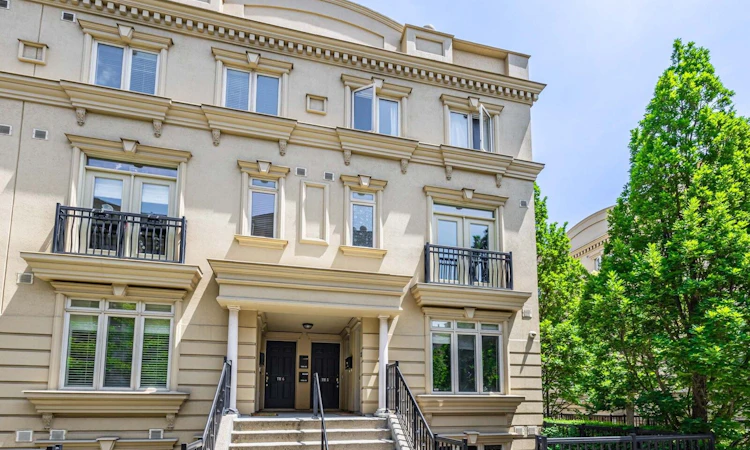 TH 3-68 Carr Street