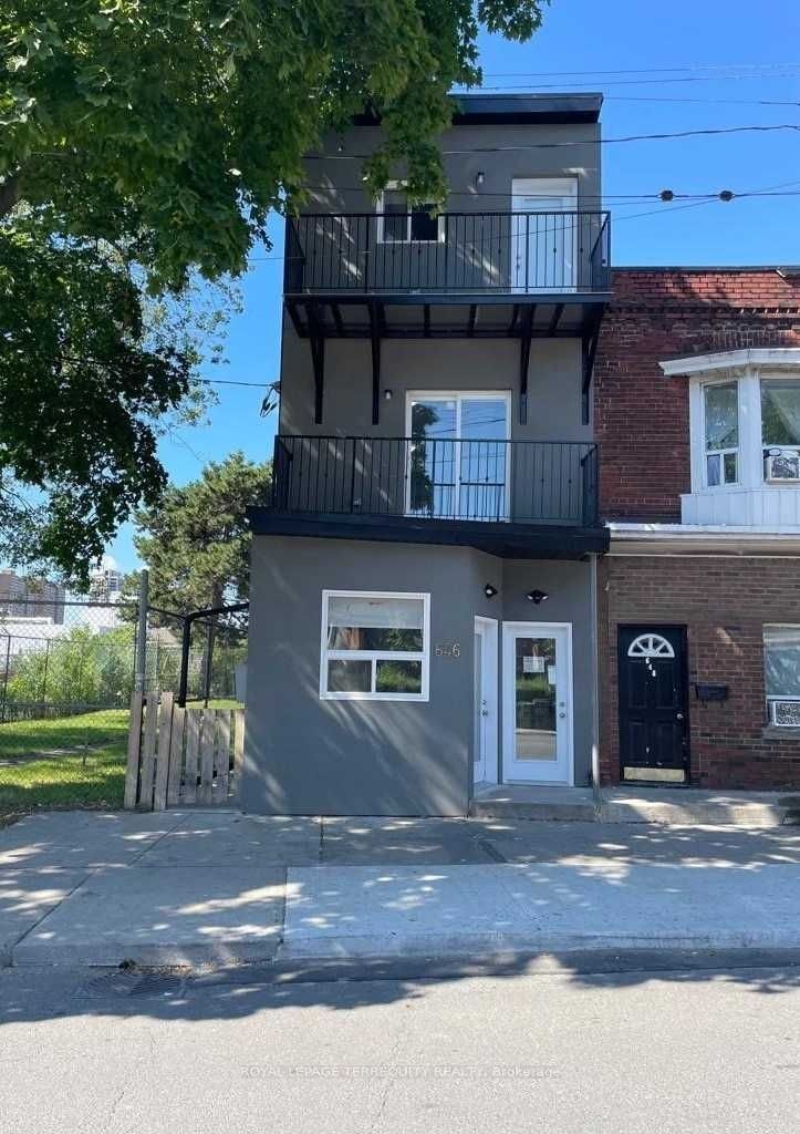 3-646 Lansdowne Avenue, Toronto, ON, M6H 3Y7
