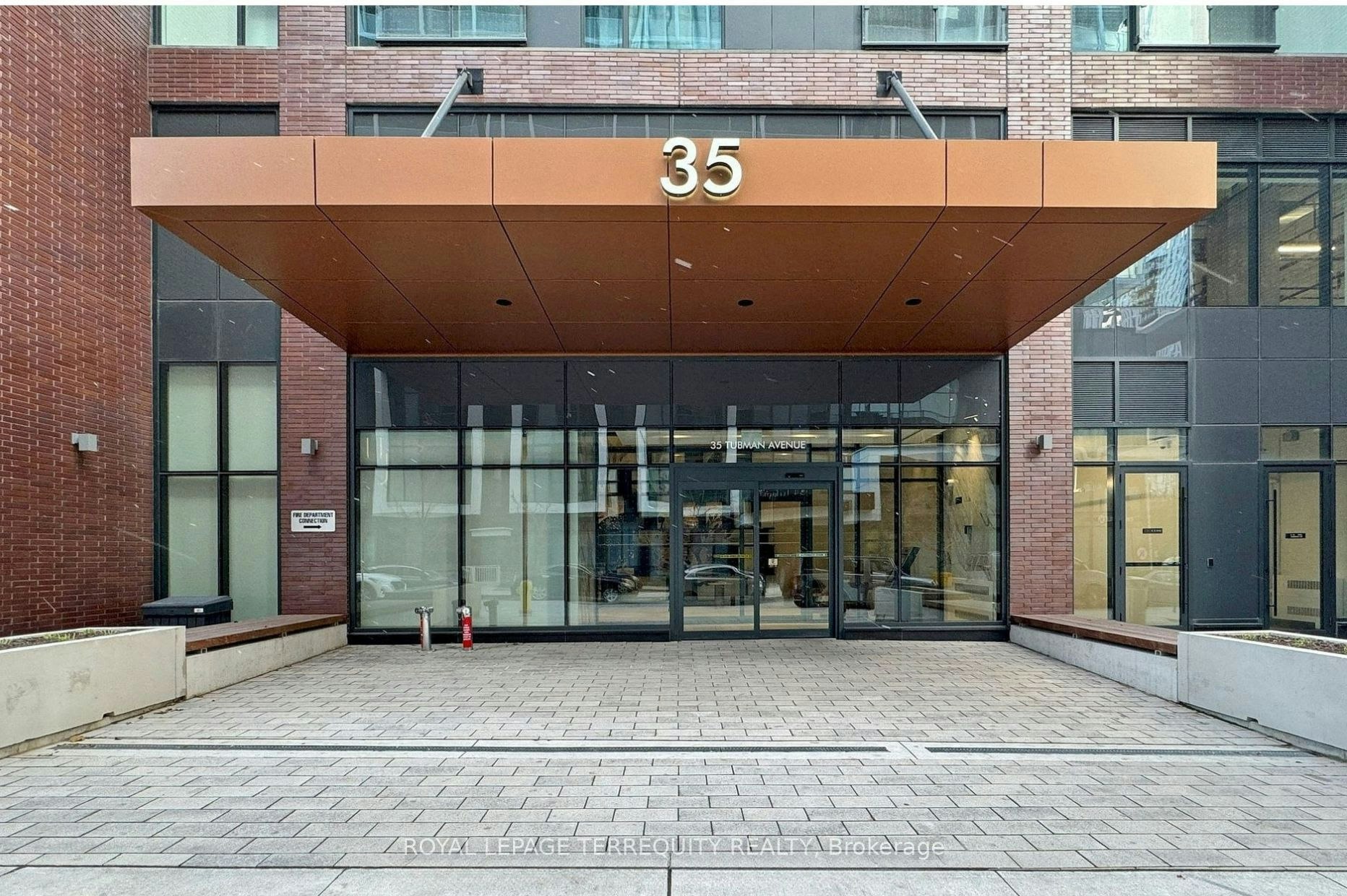 1020-35 Tubman Avenue, Toronto, ON, M5A 0T1