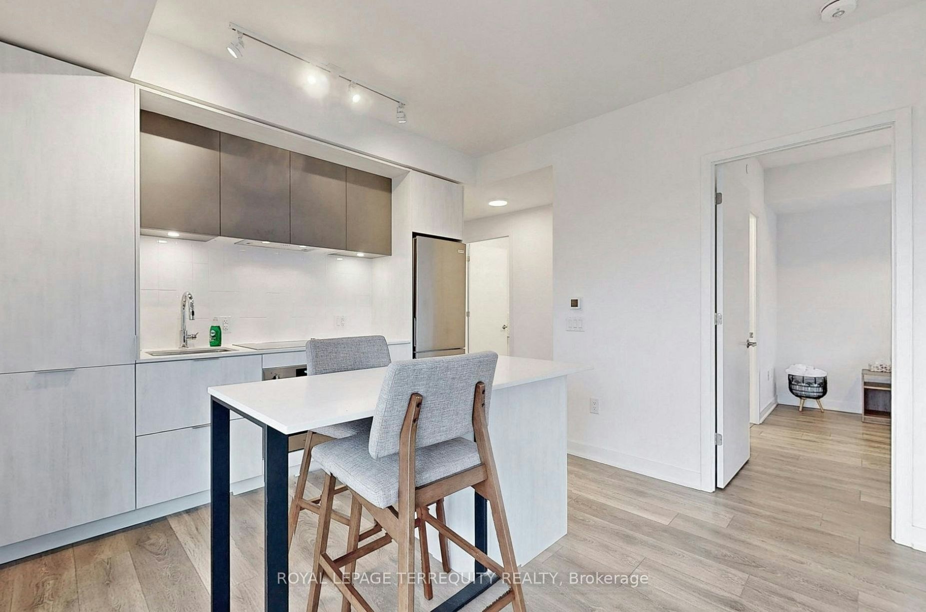 1020-35 Tubman Avenue, Toronto, ON, M5A 0T1 - 8