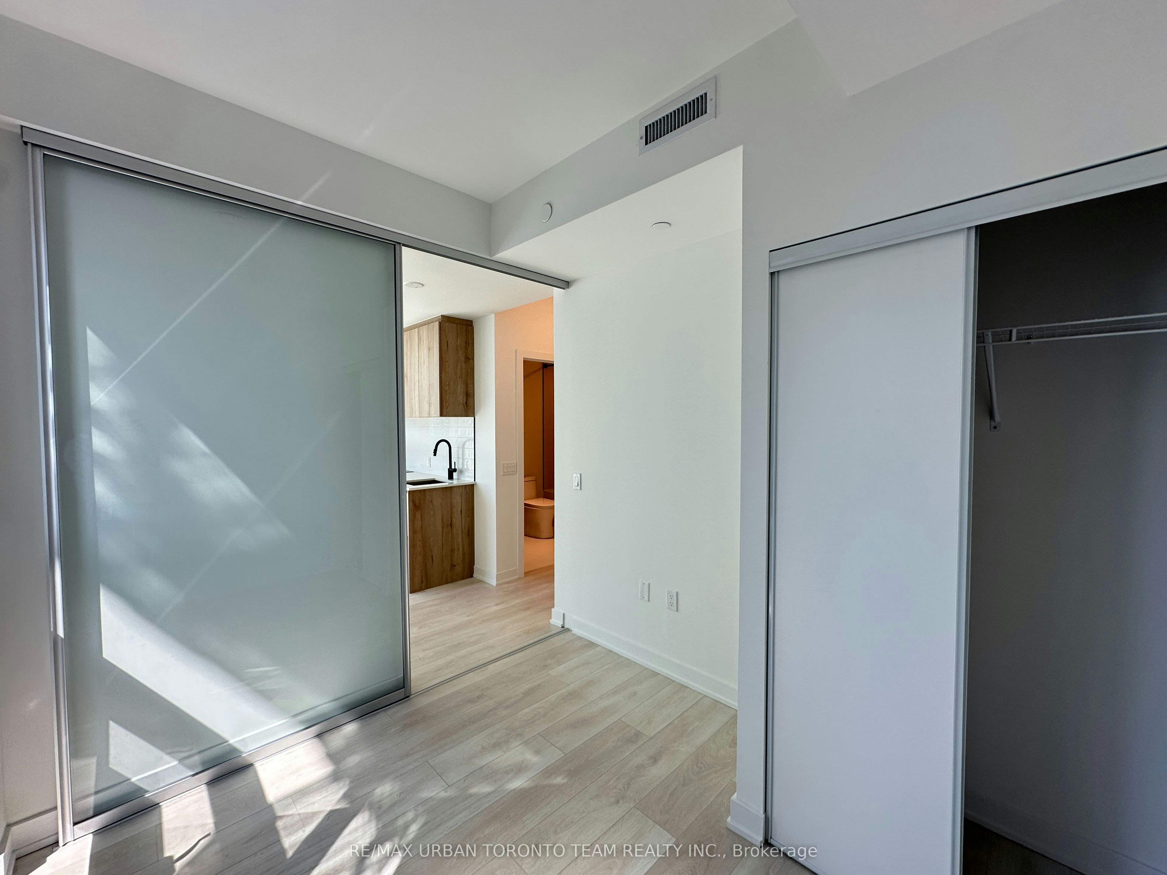 2602-117 Broadway Avenue, Toronto, ON, M4P 1V3 - 10