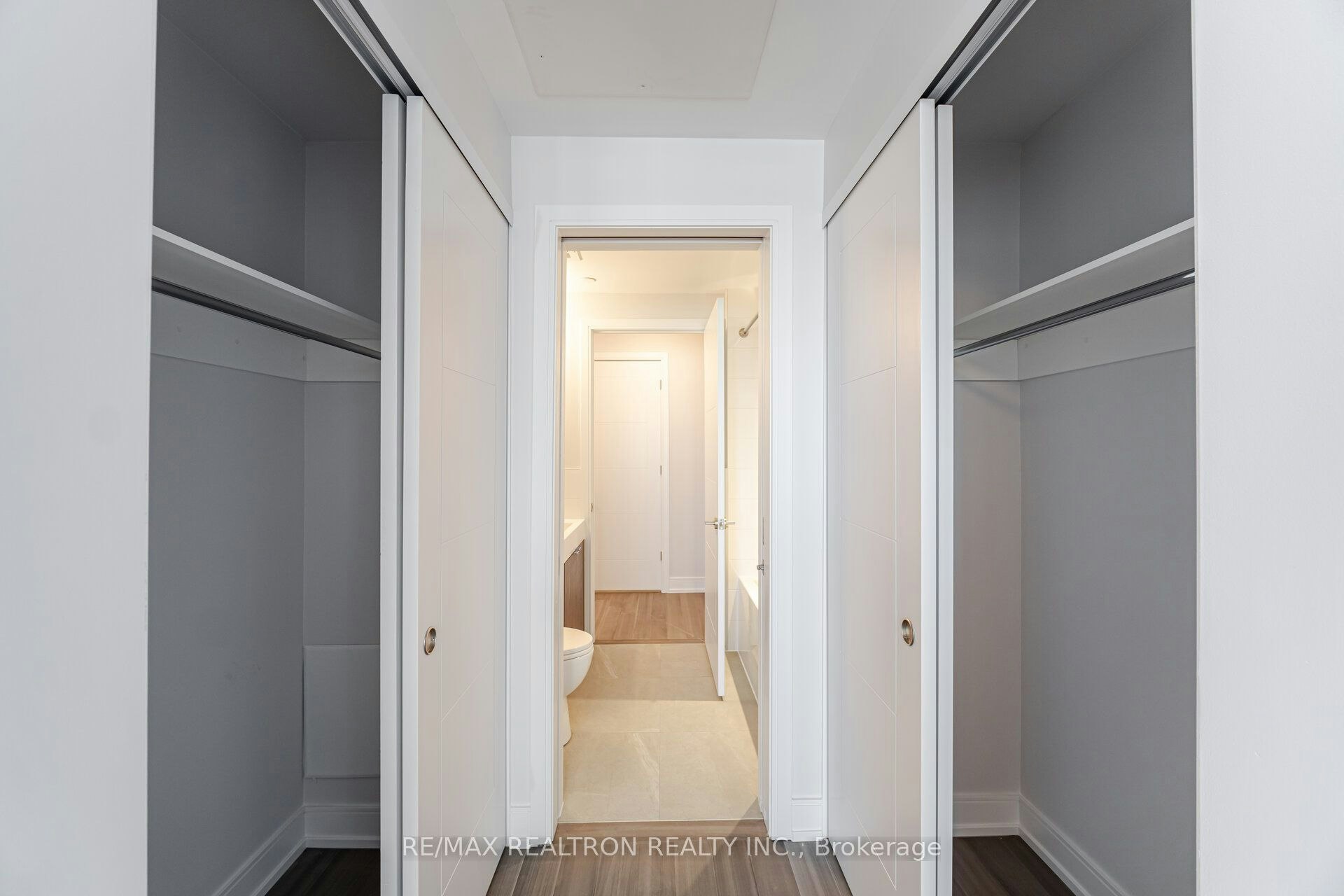 904-664 Spadina Avenue, Toronto, ON, M5S 2H7 - 11