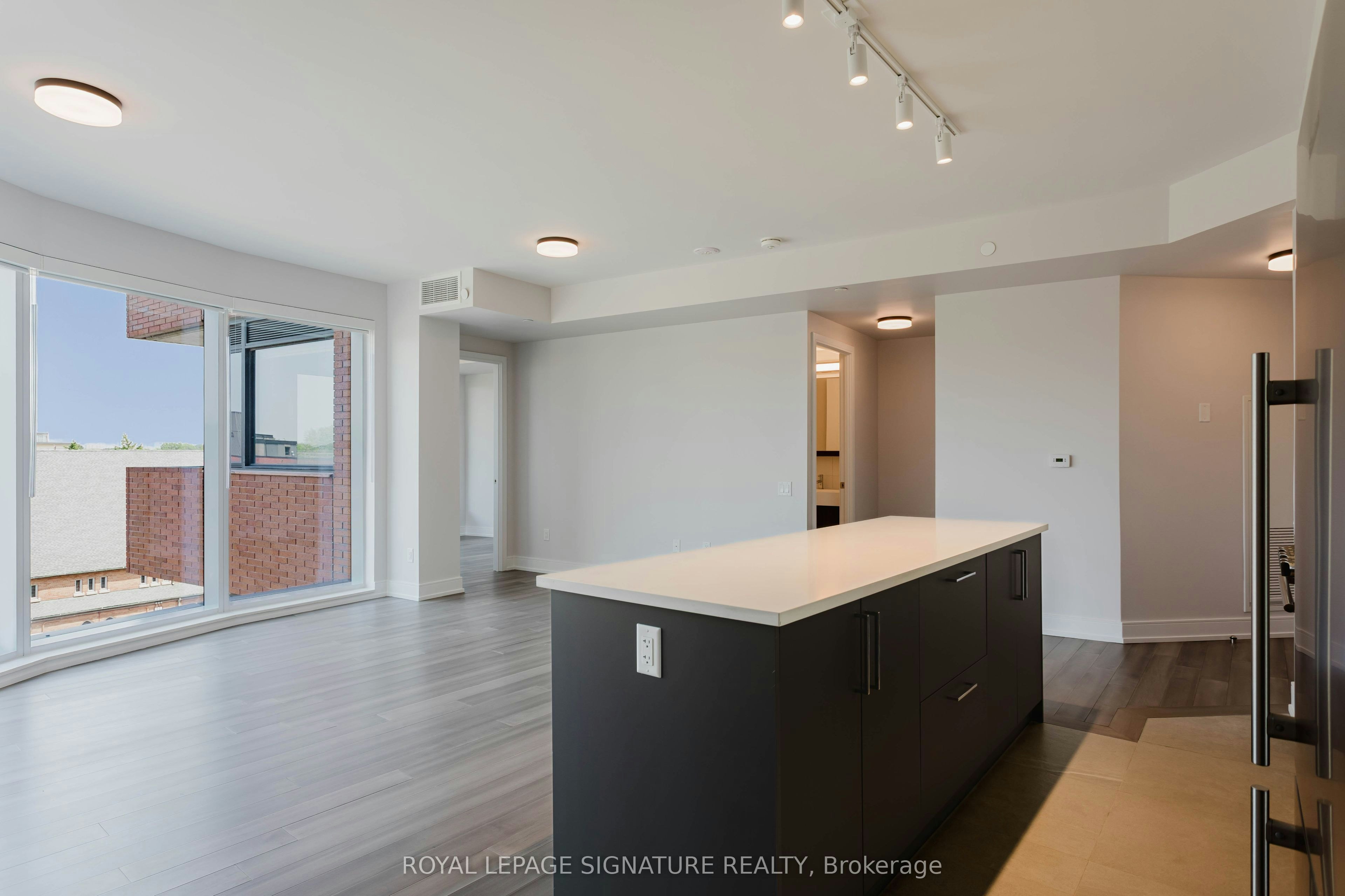 306-2525 Bathurst Street, Toronto, ON, M6B 2Y9 - 4