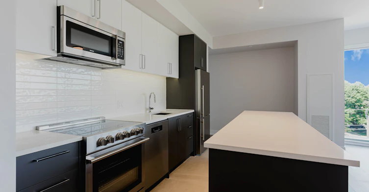306-2525 Bathurst Street, Toronto, ON, M6B 2Y9 - 21