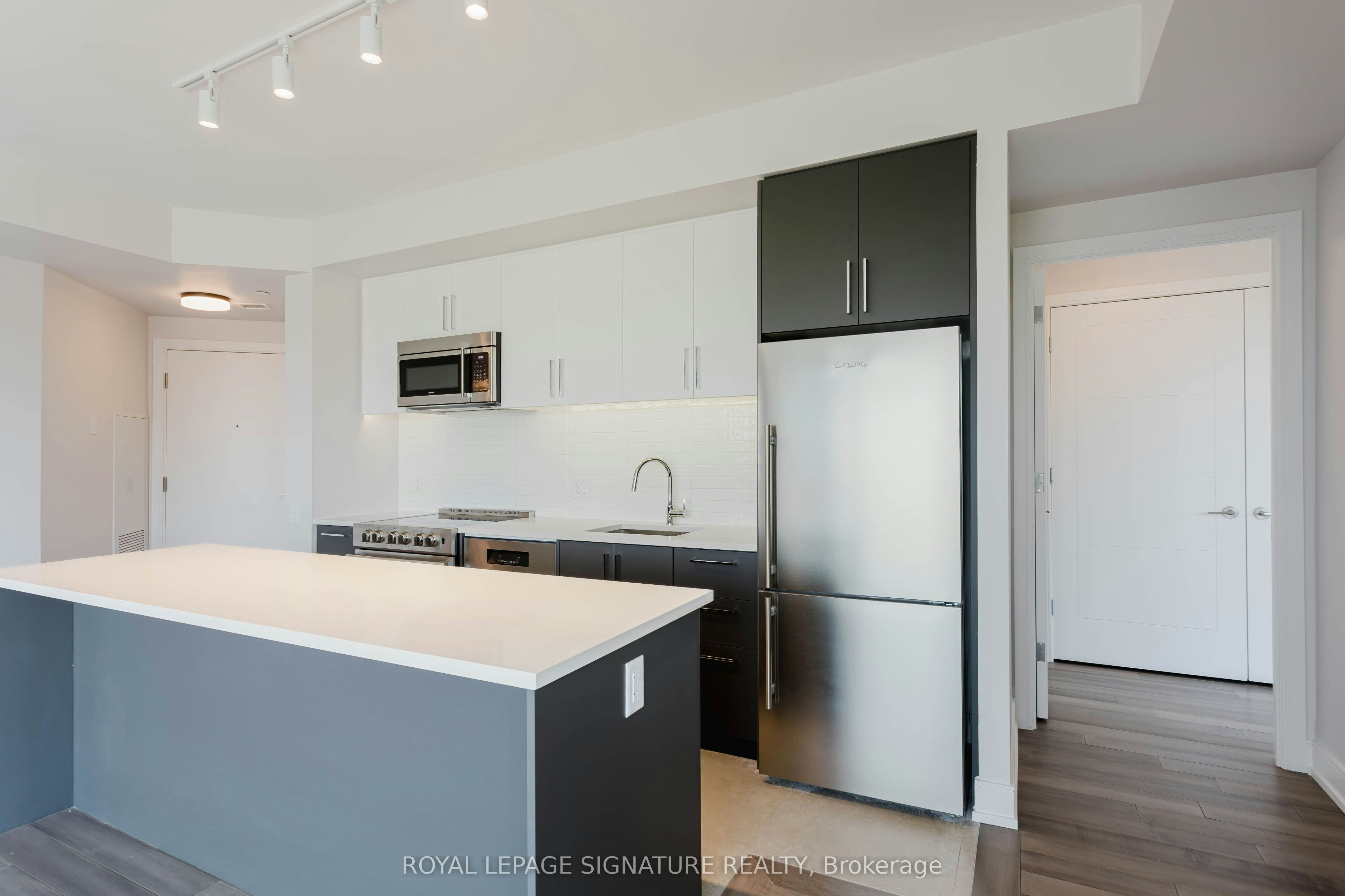 306-2525 Bathurst Street, Toronto, ON, M6B 2Y9 - 11