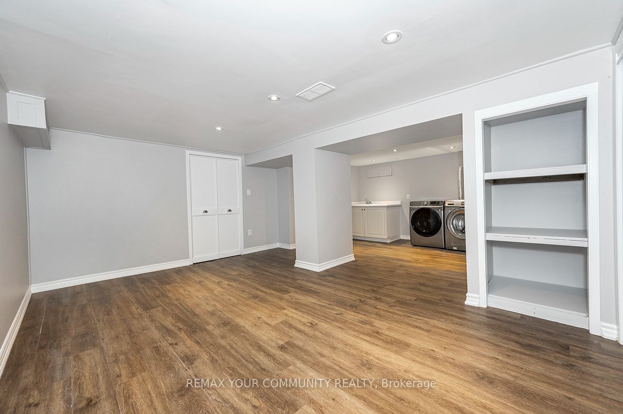 91 Mcgillivray Avenue, Toronto, ON, M5M 2Y5 - 28