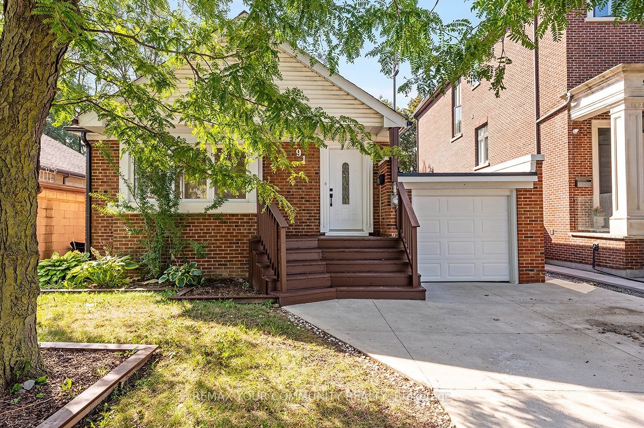 91 Mcgillivray Avenue, Toronto, ON, M5M 2Y5