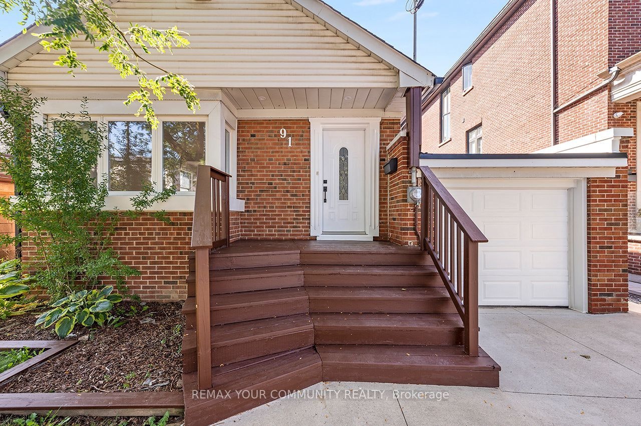 91 Mcgillivray Avenue, Toronto, ON, M5M 2Y5 - 2