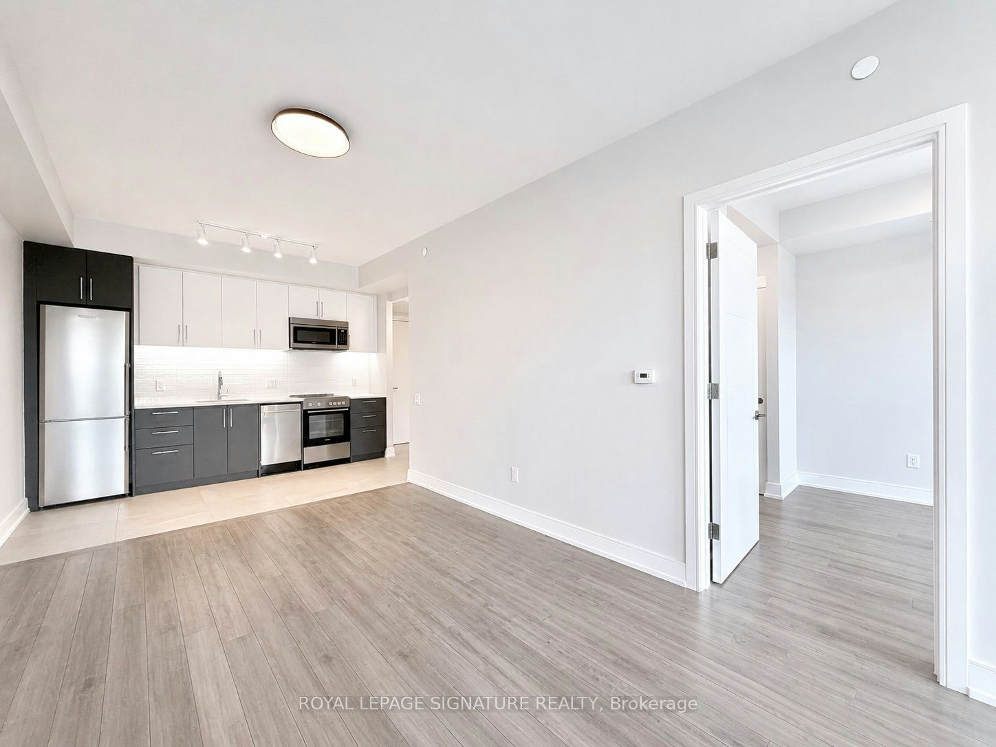 605-2525 Bathurst Street, Toronto, ON, M6B 2Y9 - 2