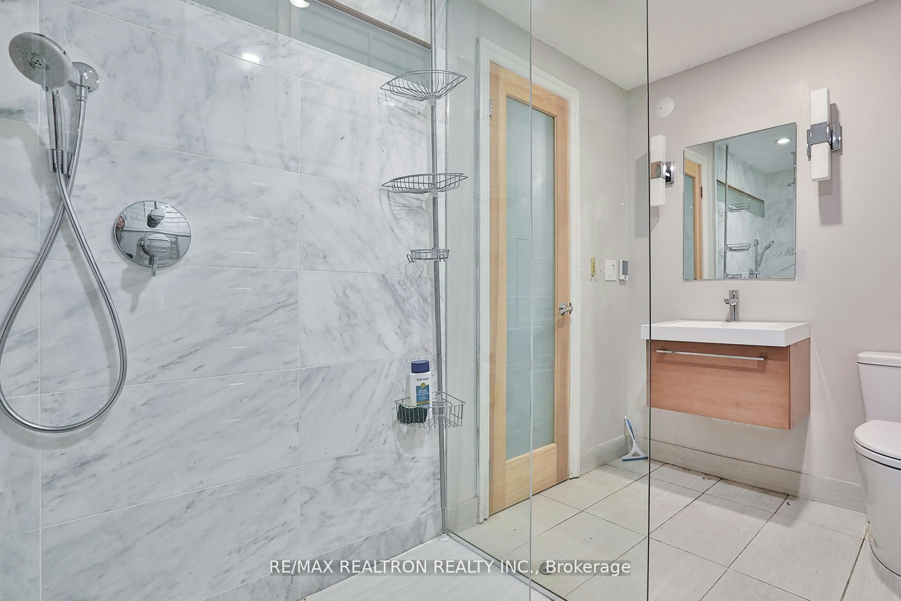 38 Gwendolen Crescent, Toronto, ON, M2N 2L7 - 28