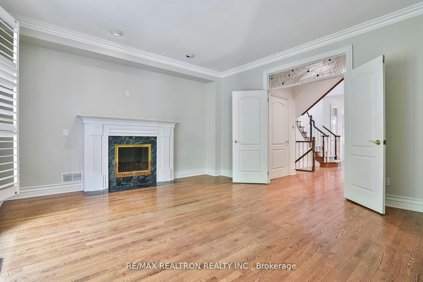 38 Gwendolen Crescent, Toronto, ON, M2N 2L7 - 12