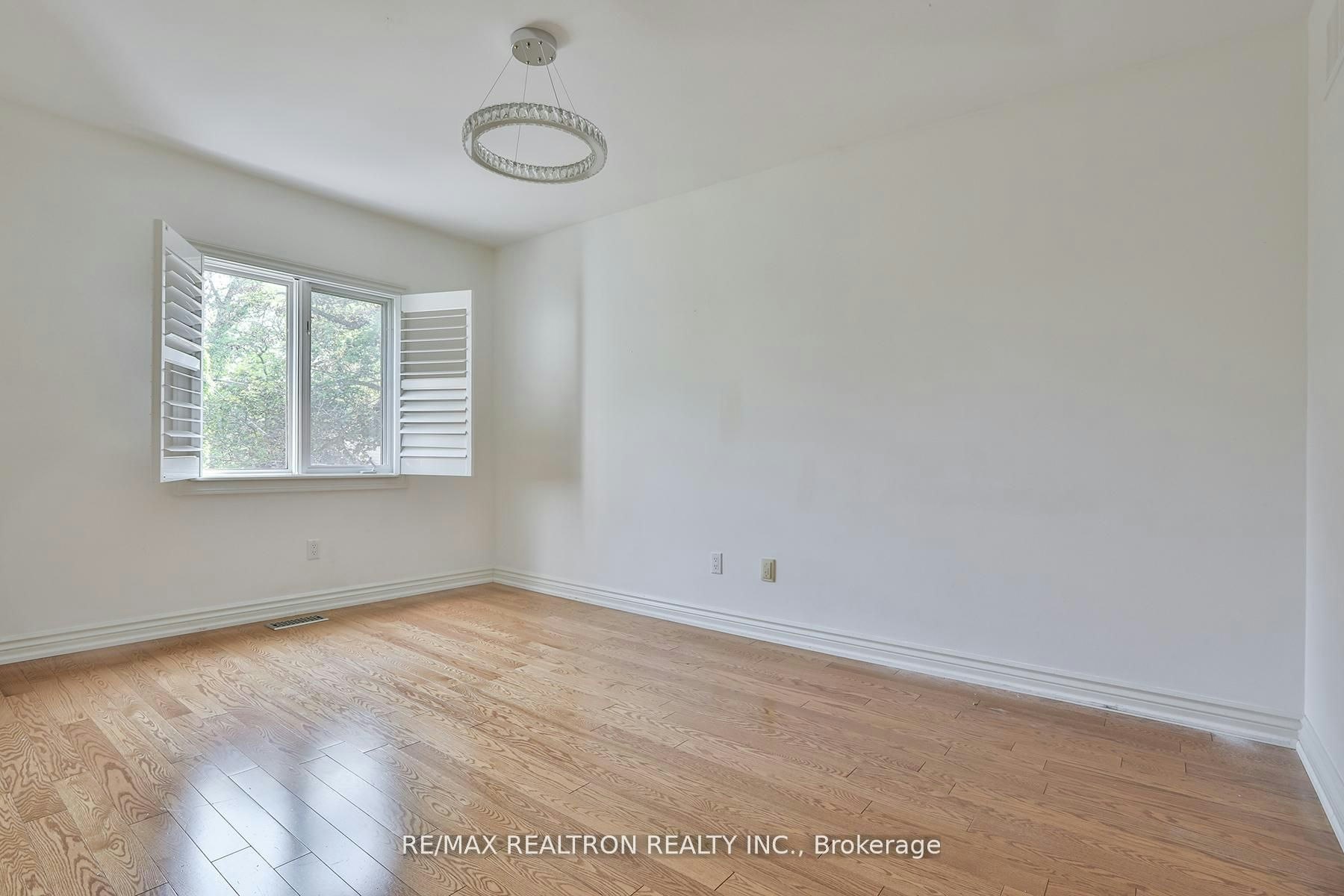 38 Gwendolen Crescent, Toronto, ON, M2N 2L7 - 21