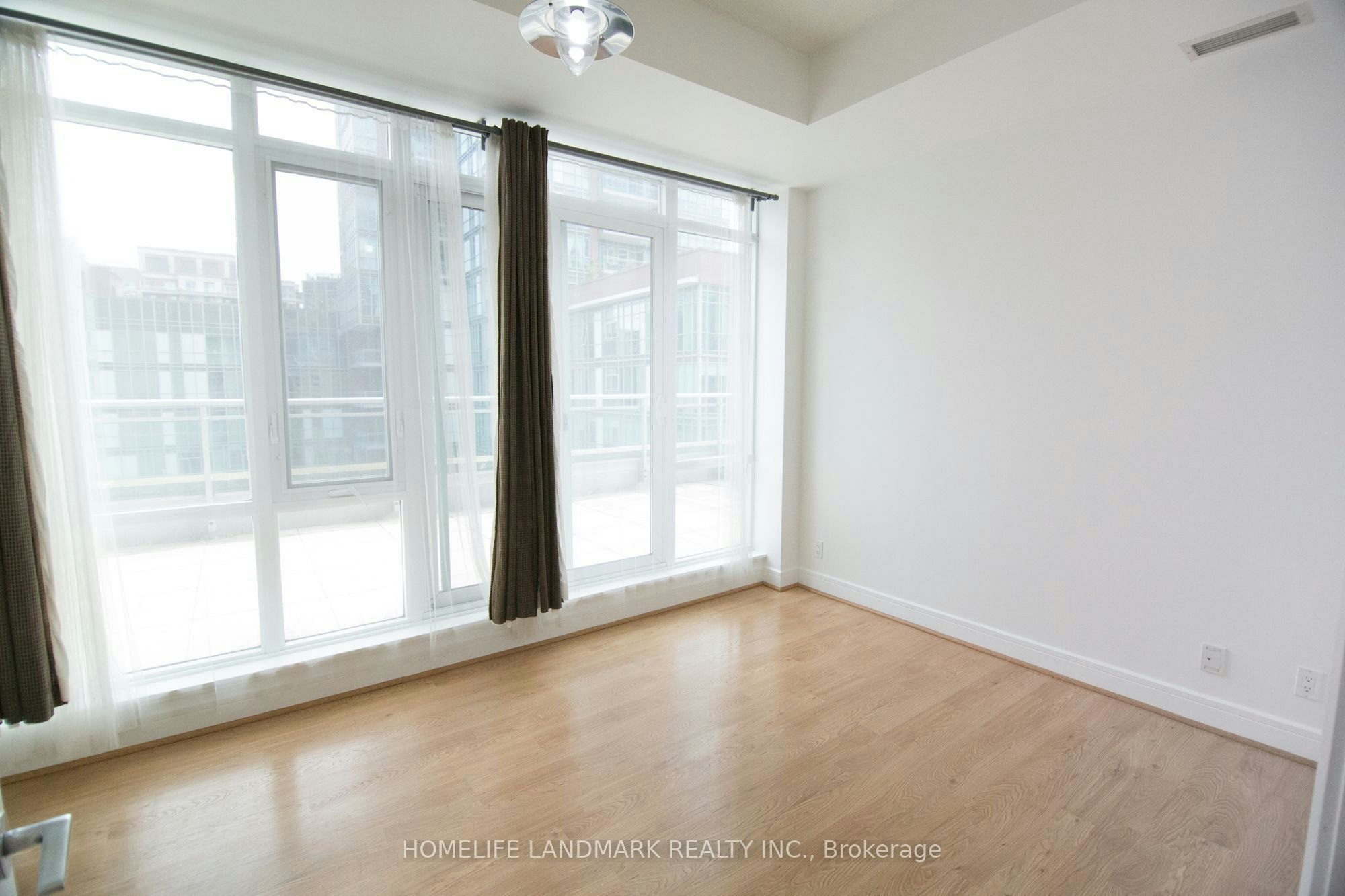 711-116 George Street, Toronto, ON, M5A 2M5 - 11
