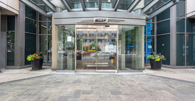 3303-361 Front Street W, Toronto, ON, M5V 3R5 - 2