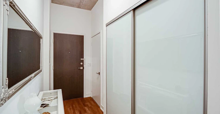 330-20 Minowan Miikan Lane, Toronto, ON, M6J 1M3 - 6