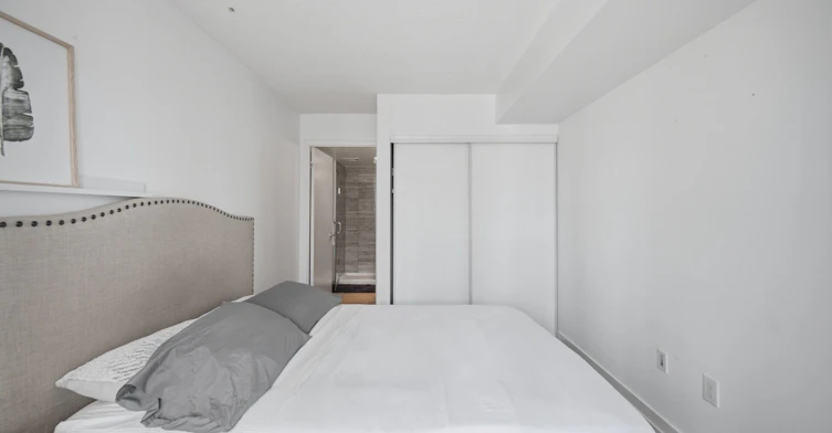 1707-10 Capreol Court, Toronto, ON, M5V 4B3 - 13