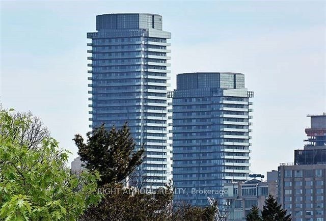 3004-65 St Mary Street, Toronto, ON, M5S 0A6