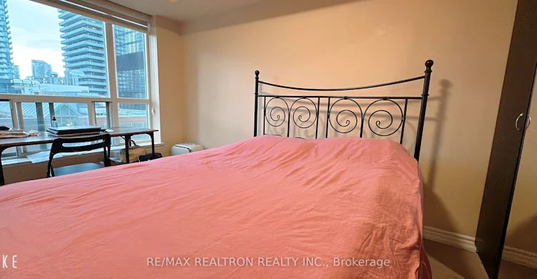 701-887 Bay Street, Toronto, ON, M5S 3K4 - 5