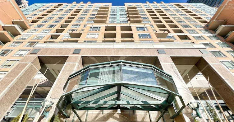 701-887 Bay Street, Toronto, ON, M5S 3K4