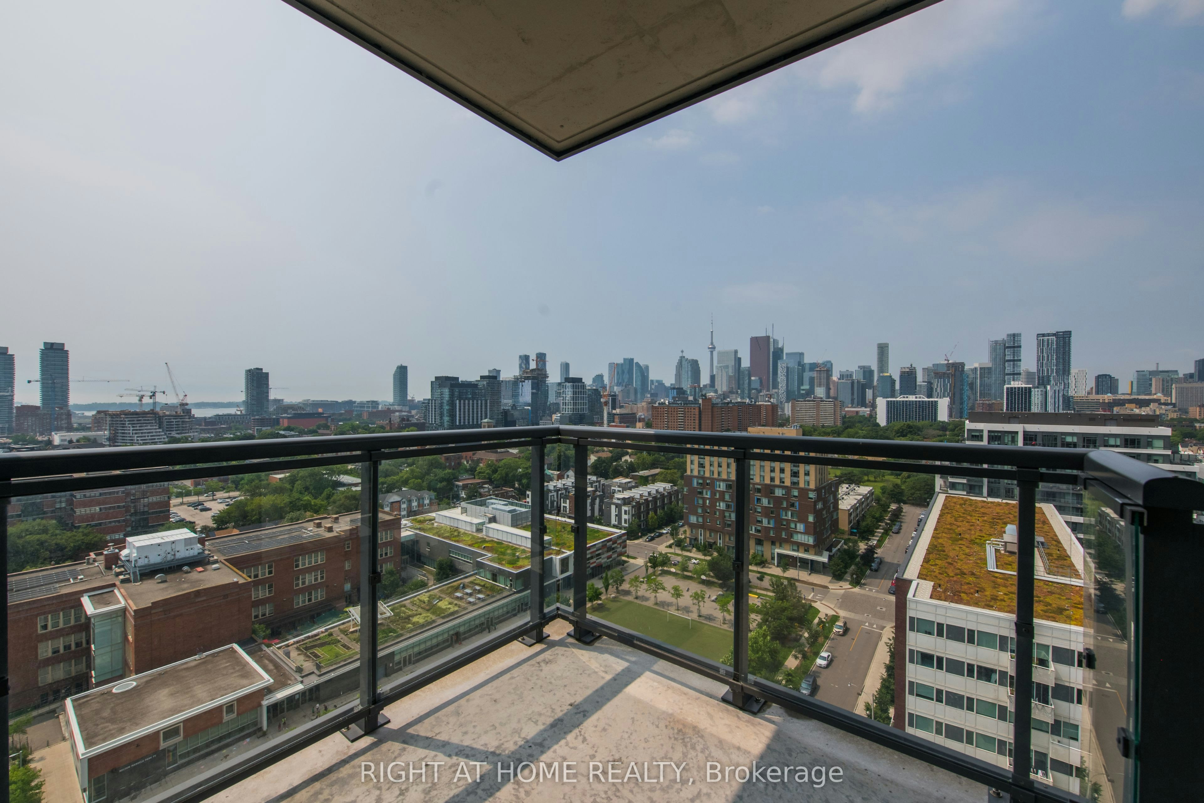 1705-55 Regent Park Boulevard, Toronto, ON, M5A 0C2 - 11