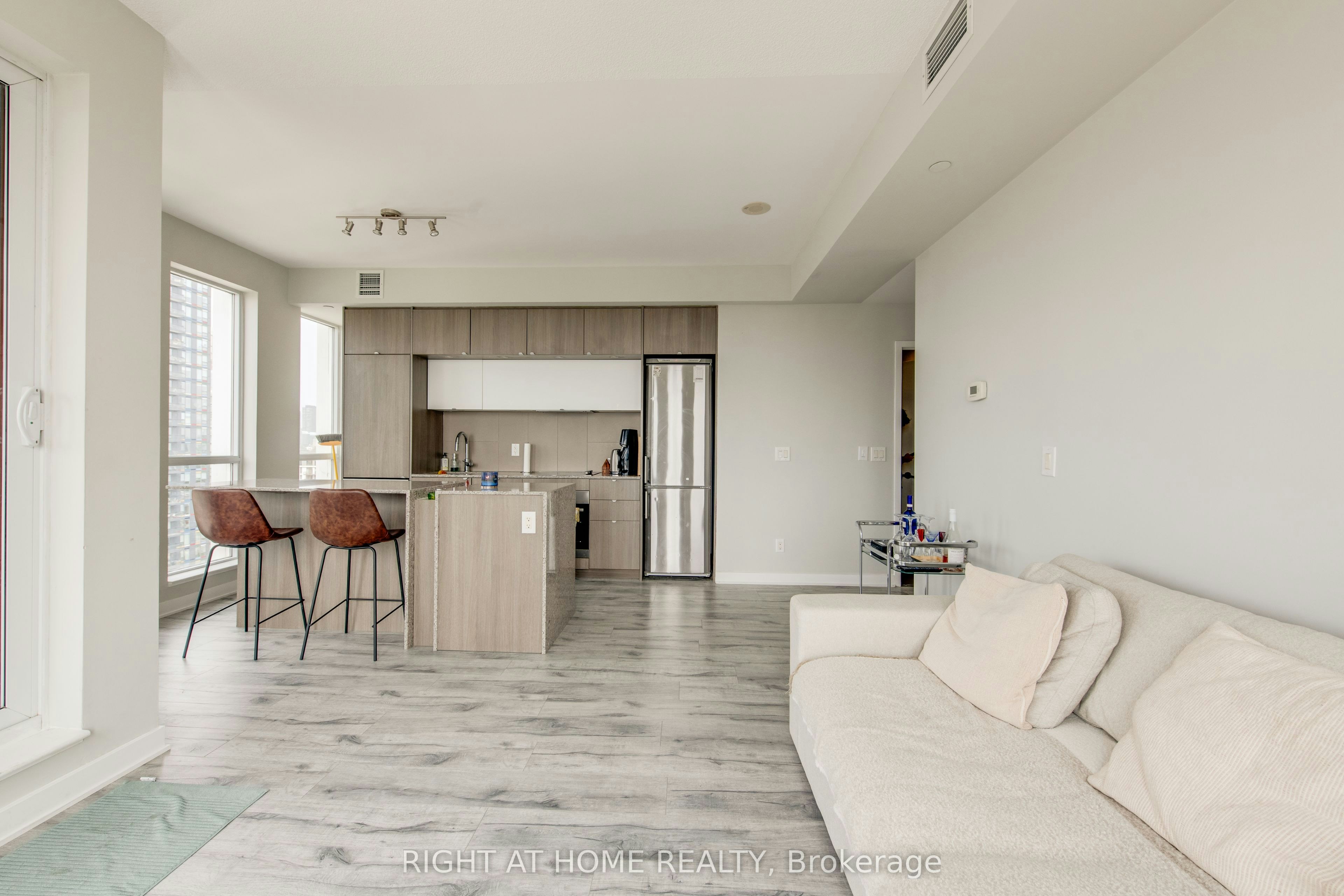 1705-55 Regent Park Boulevard, Toronto, ON, M5A 0C2 - 6