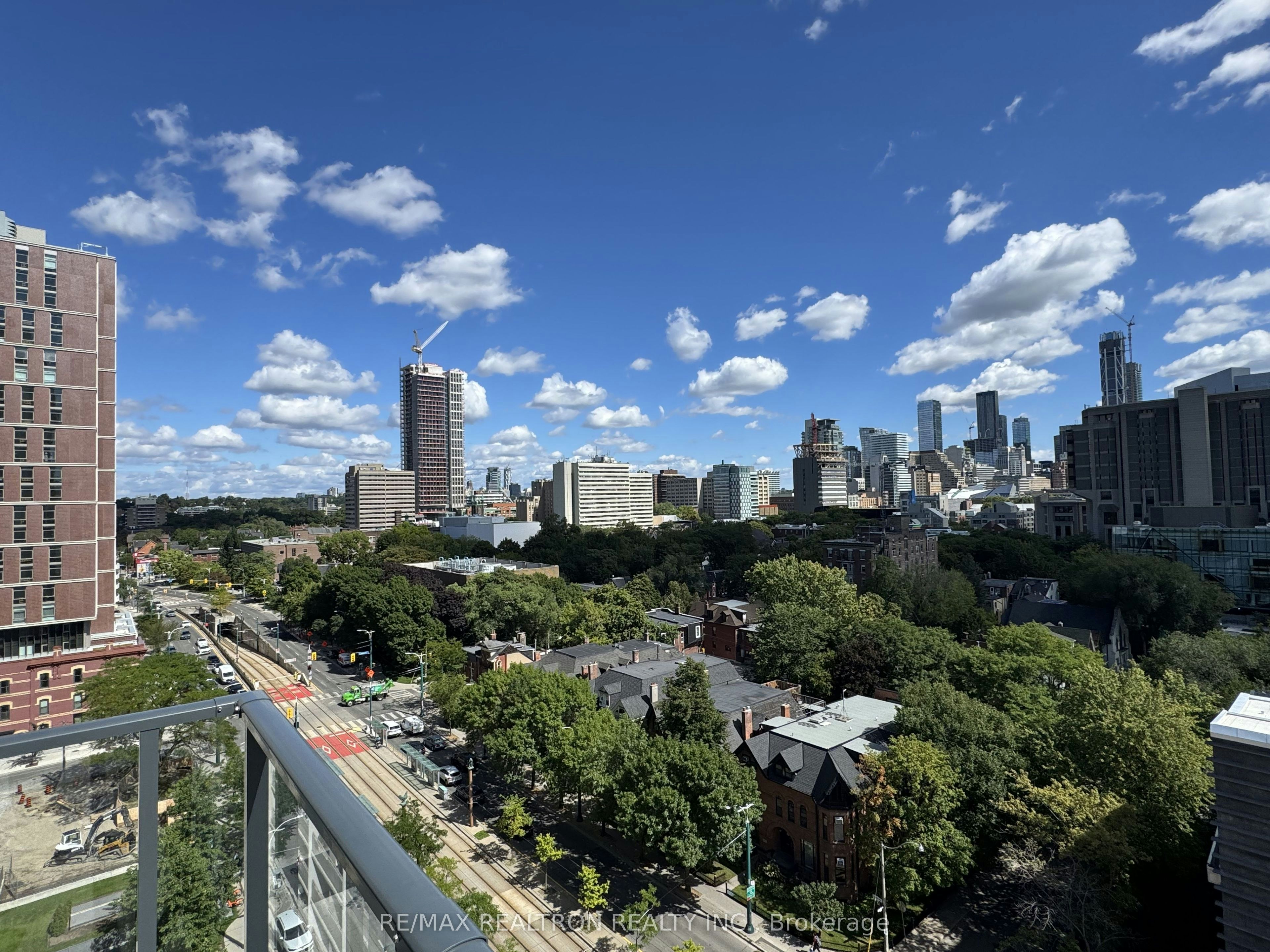 1103-664 Spadina Avenue, Toronto, ON, M5S 2H7 - 11
