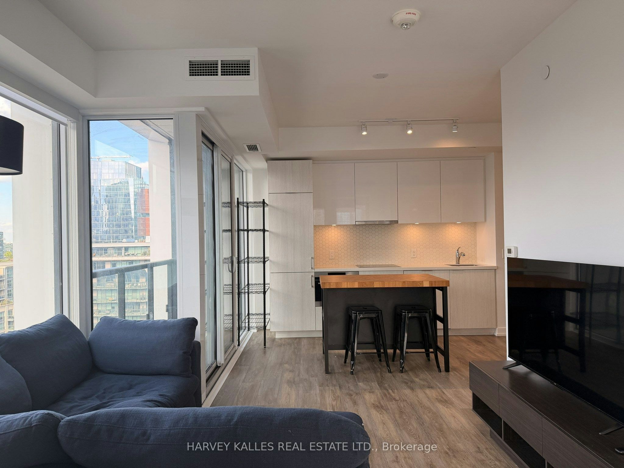 1704-158 Front Street E, Toronto, ON, M5V 1E5