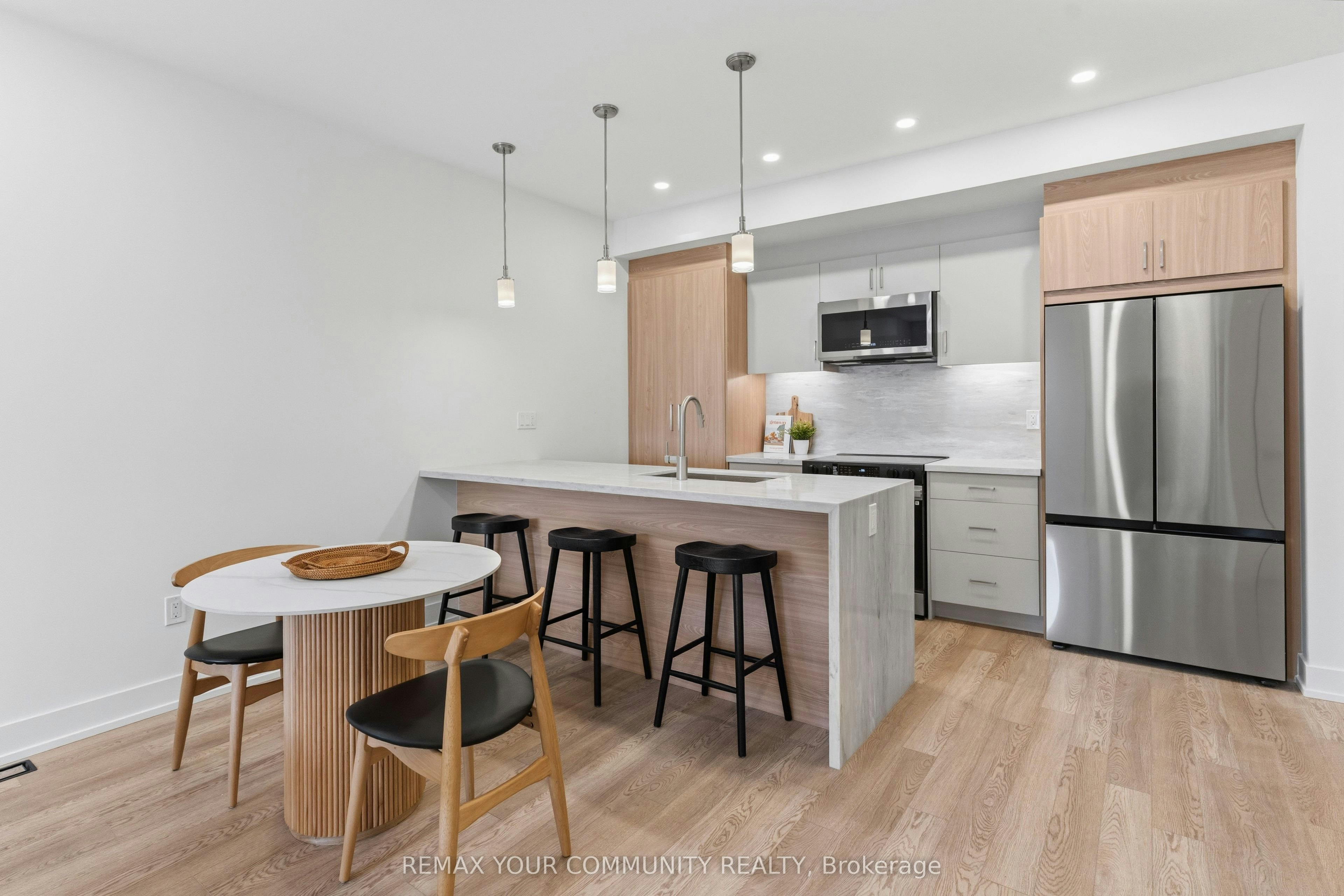 1-86 Kenwood Avenue, Toronto, ON, M6C 2S2 - 10