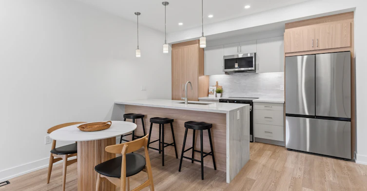 1-86 Kenwood Avenue, Toronto, ON, M6C 2S2 - 10