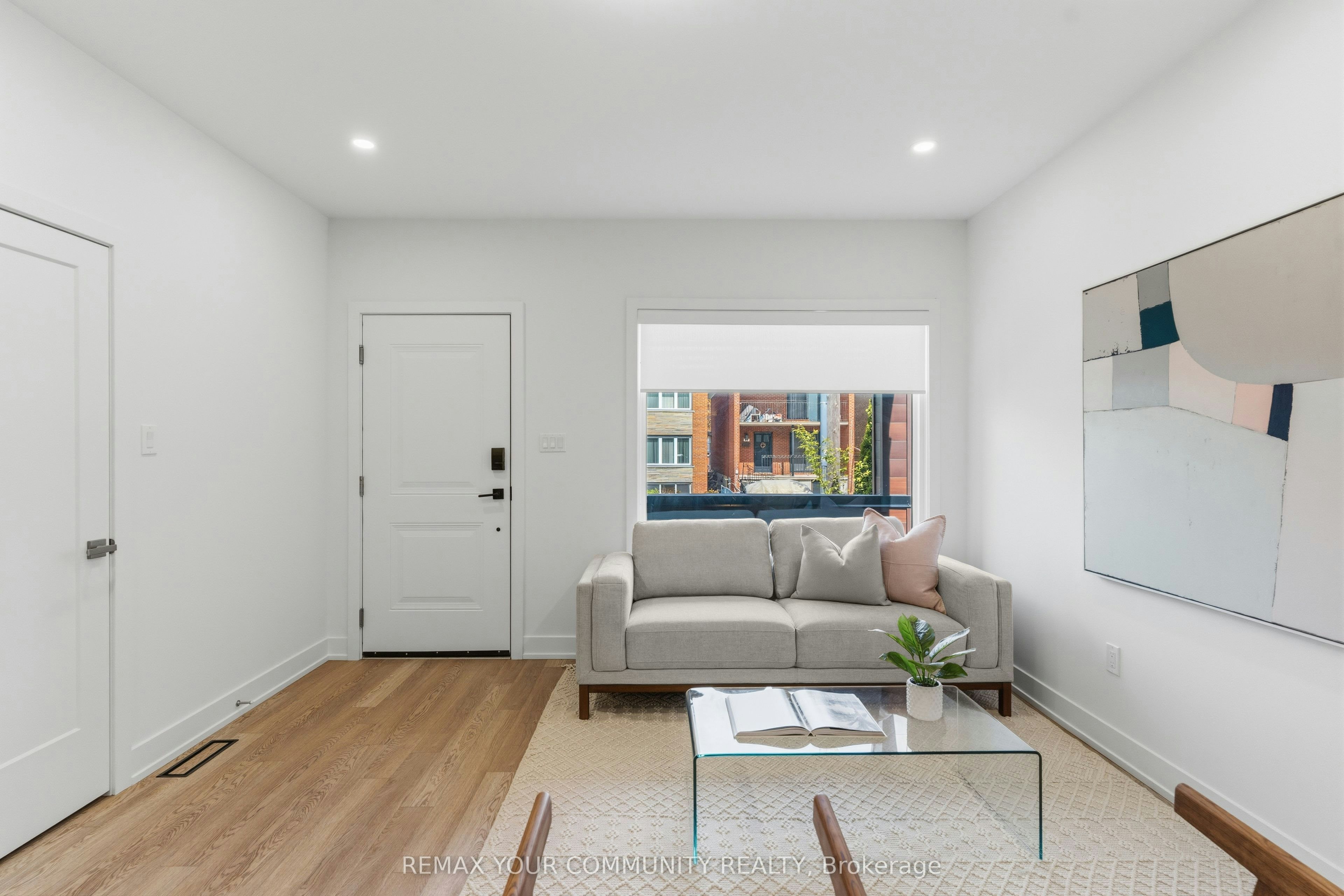 1-86 Kenwood Avenue, Toronto, ON, M6C 2S2 - 3