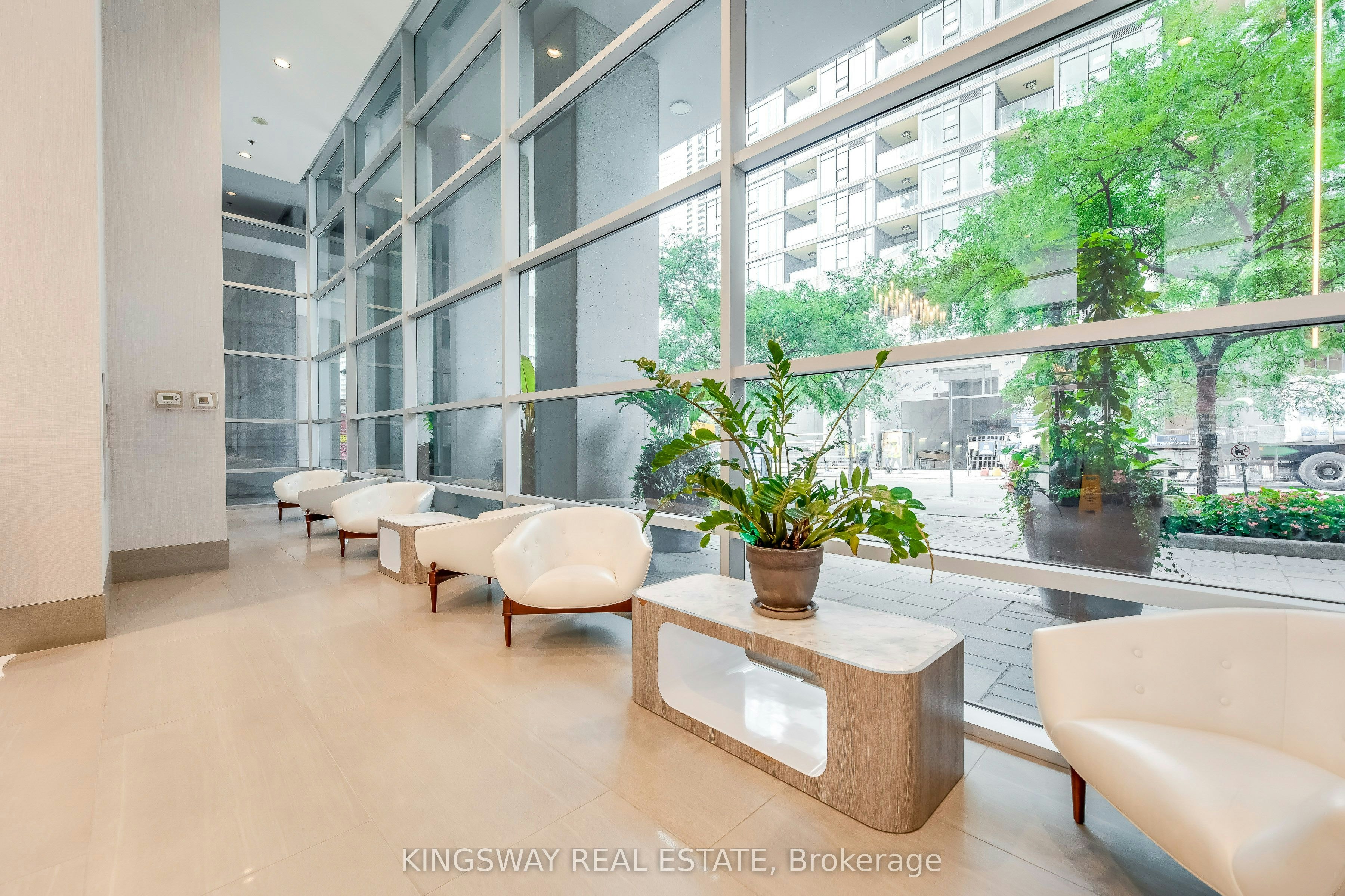 3511-81 Navy Wharf Court, Toronto, ON, M5V 3S2 - 5