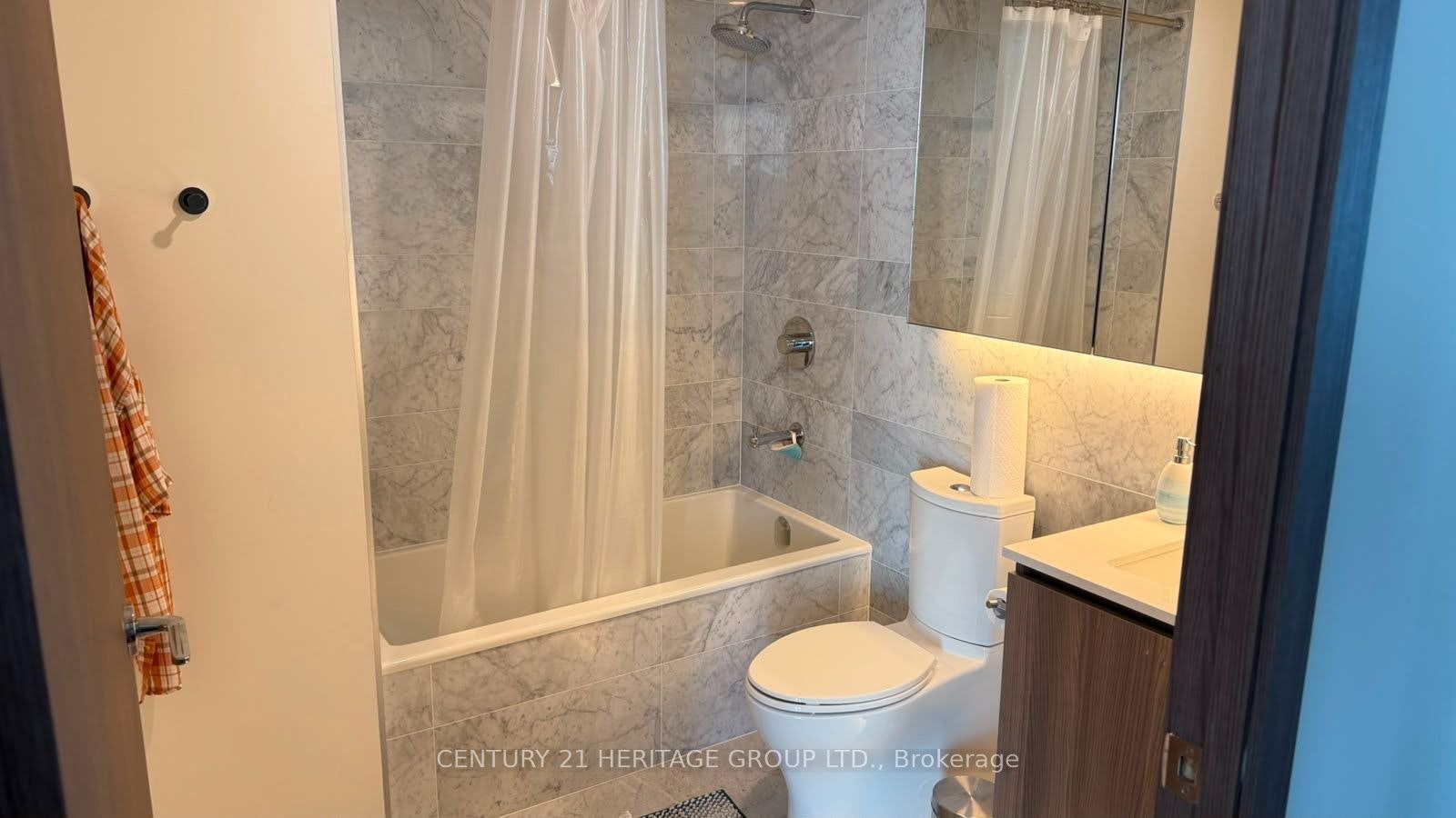 4515-17 Bathurst Street, Toronto, ON, M5V 1A5 - 12