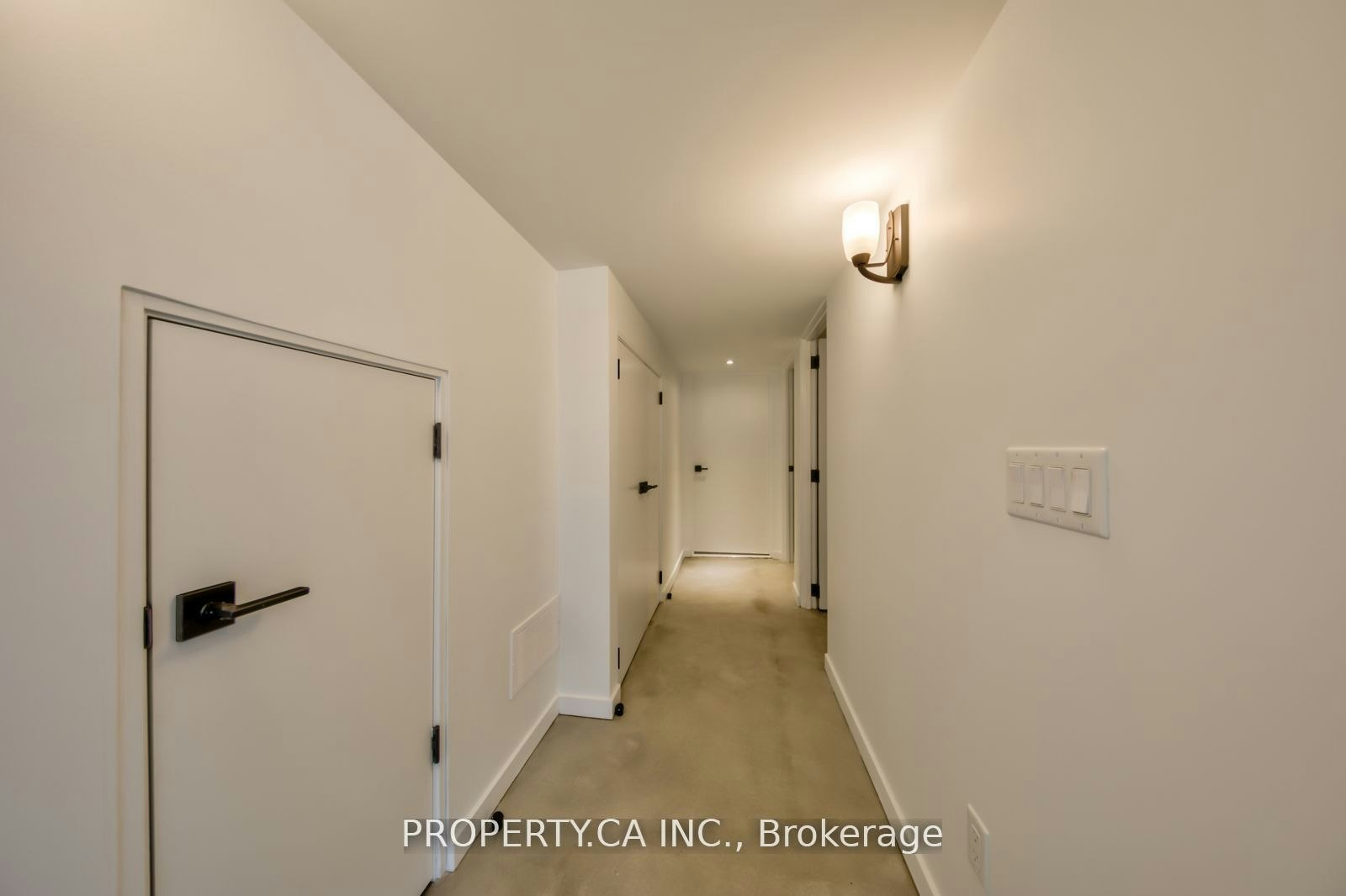 Lower-572 Palmerston Avenue, Toronto, ON, M6G 2P7 - 7