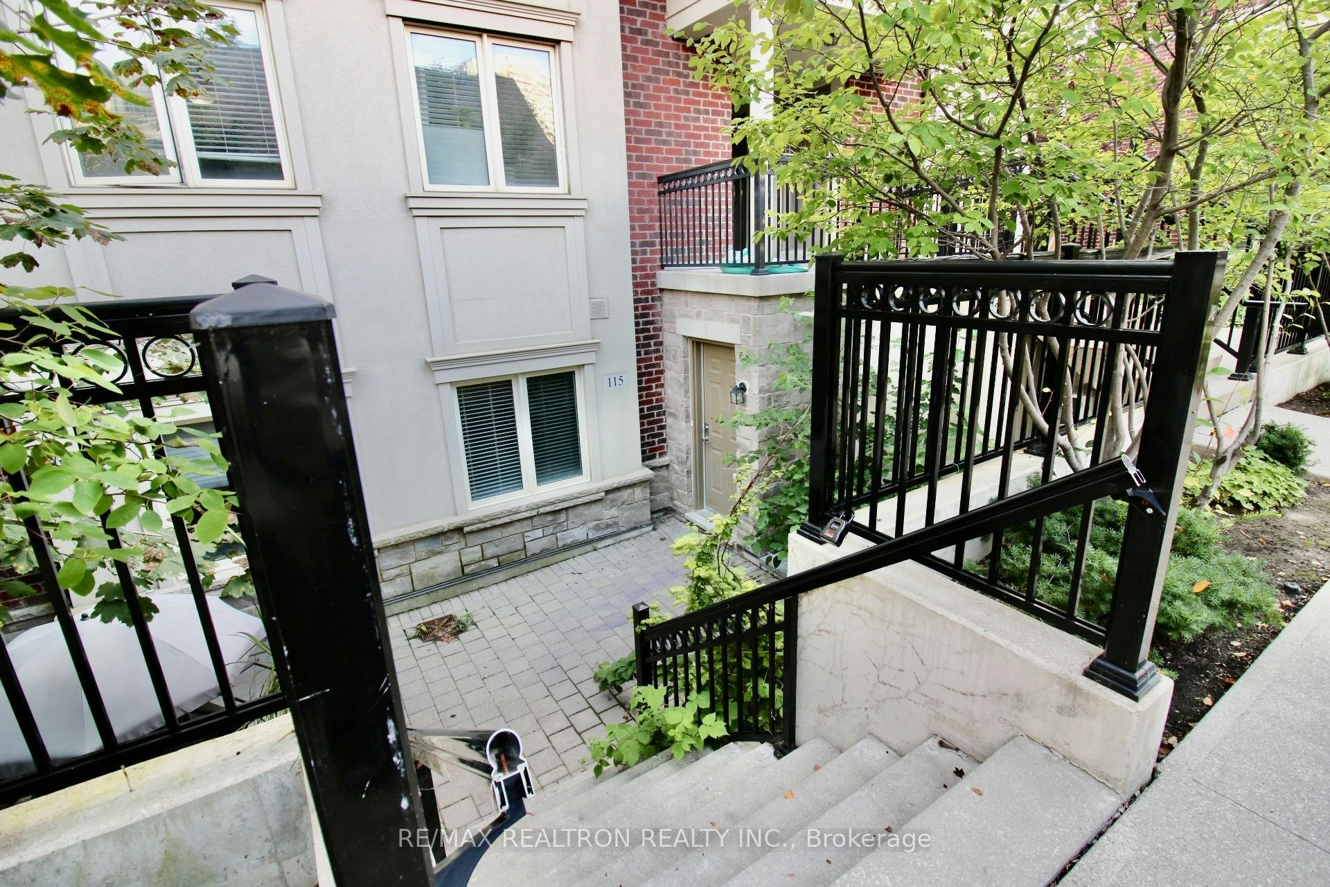 115-15 Coneflower Crescent, Toronto, ON, M2R 0A5 - 3