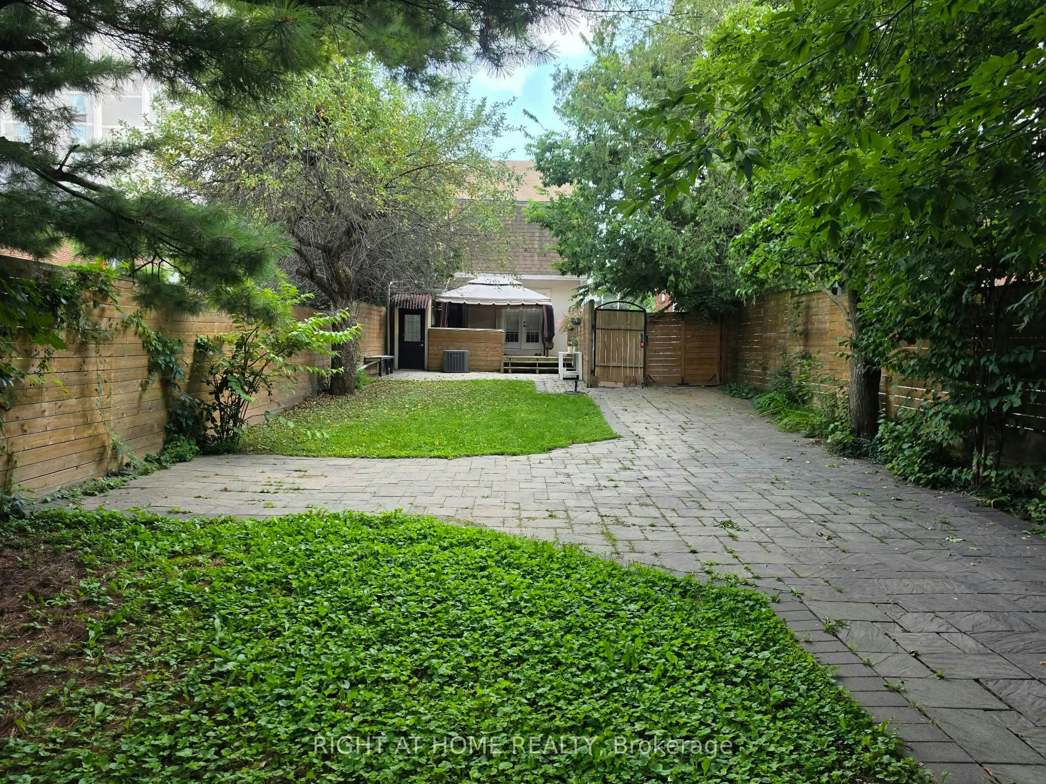 Main-154 Davisville Avenue, Toronto, ON, M4S 1E8 - 5