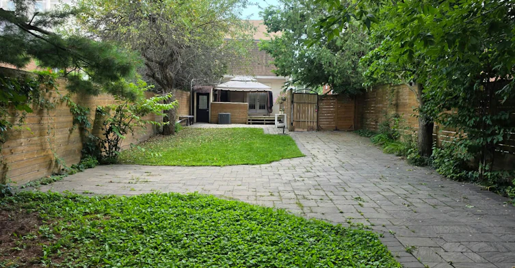 Main-154 Davisville Avenue, Toronto, ON, M4S 1E8 - 5