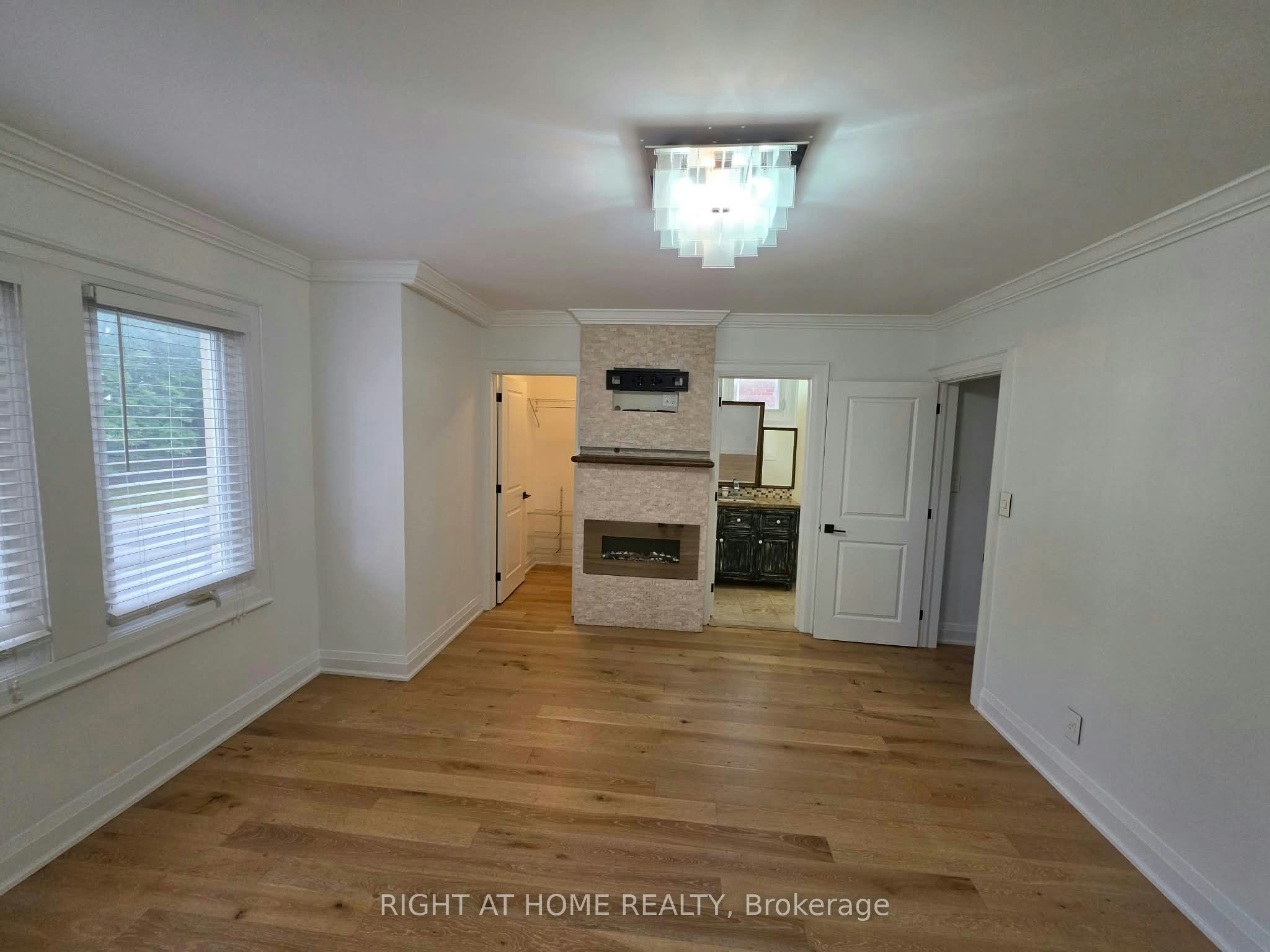 Main-154 Davisville Avenue, Toronto, ON, M4S 1E8 - 22