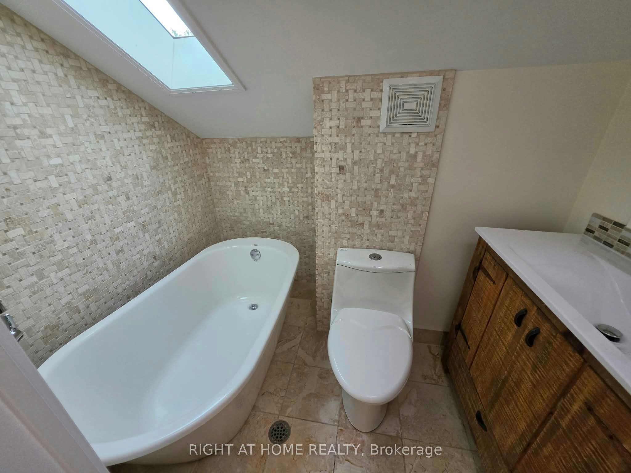 Main-154 Davisville Avenue, Toronto, ON, M4S 1E8 - 33