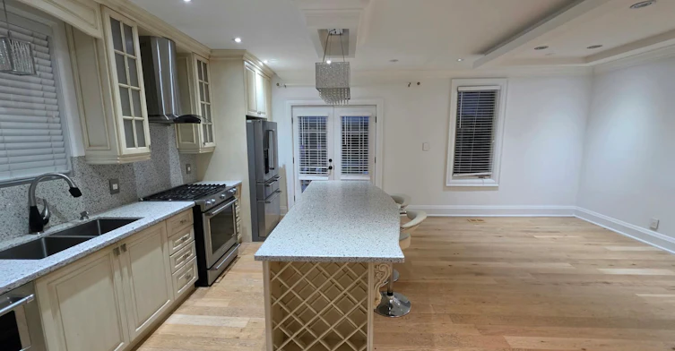 Main-154 Davisville Avenue, Toronto, ON, M4S 1E8 - 13