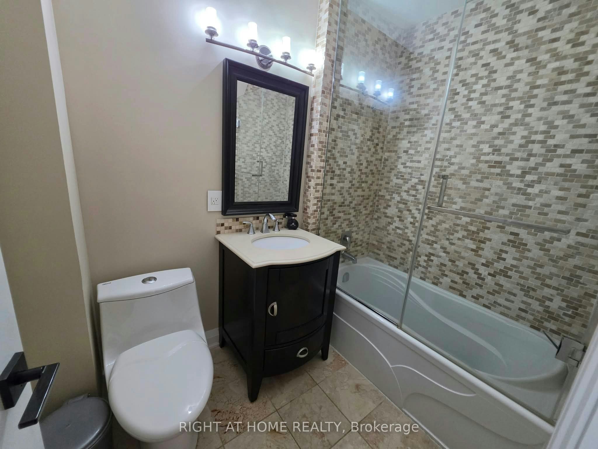 Main-154 Davisville Avenue, Toronto, ON, M4S 1E8 - 32