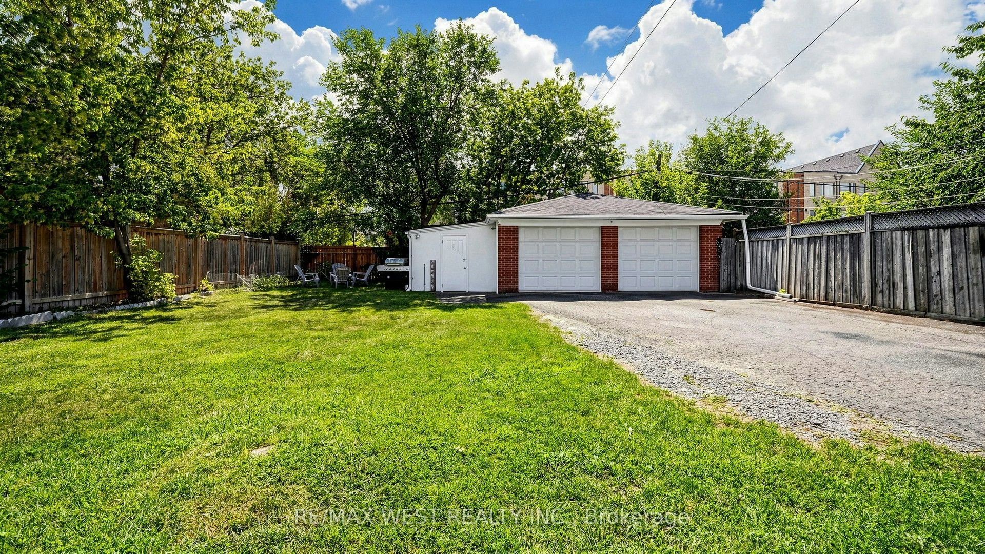 BSMT-139 Ranee Avenue, Toronto, ON, M6A 1N3 - 35