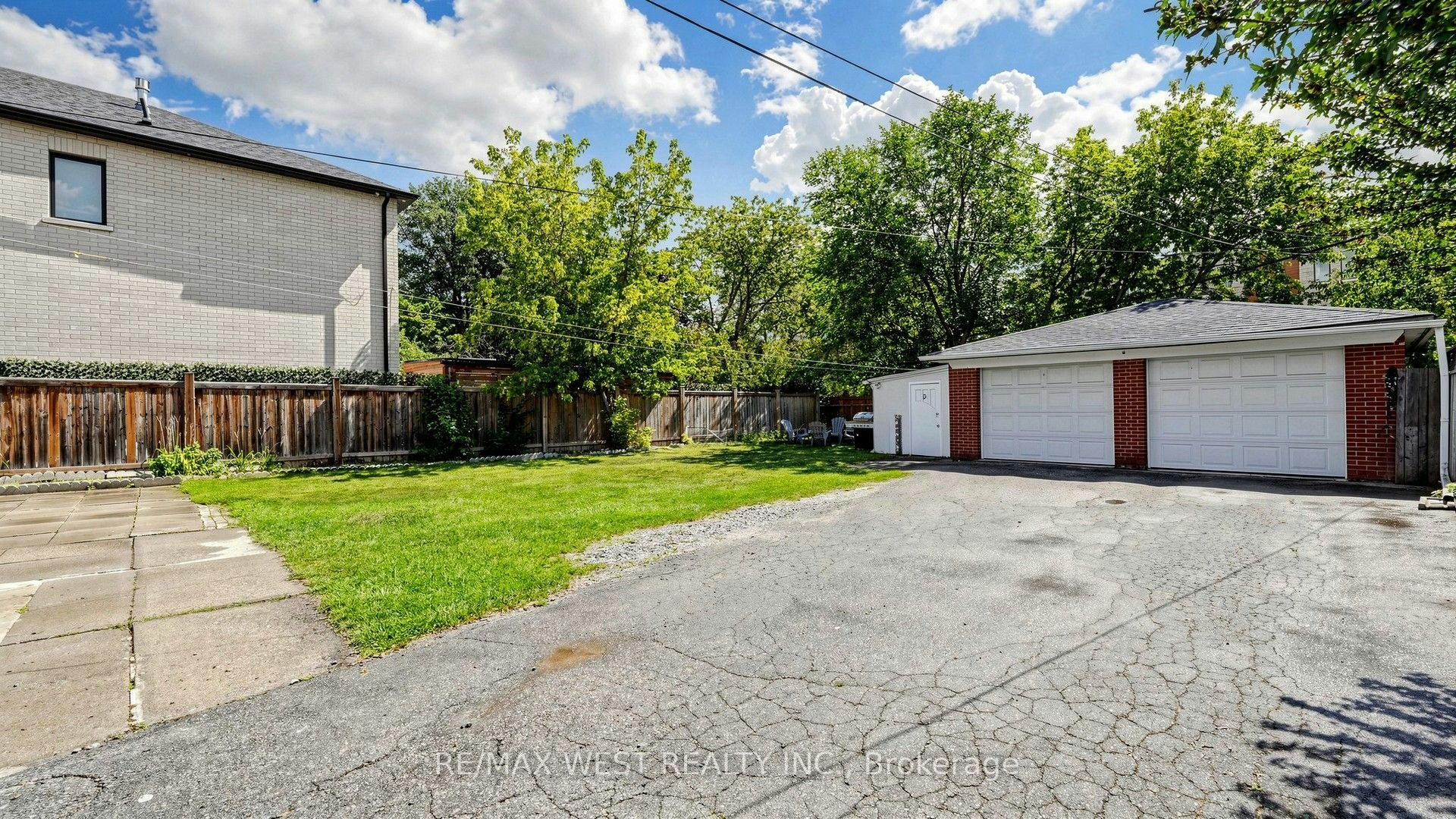 BSMT-139 Ranee Avenue, Toronto, ON, M6A 1N3 - 36