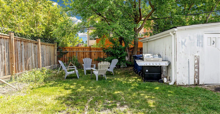 BSMT-139 Ranee Avenue, Toronto, ON, M6A 1N3 - 37