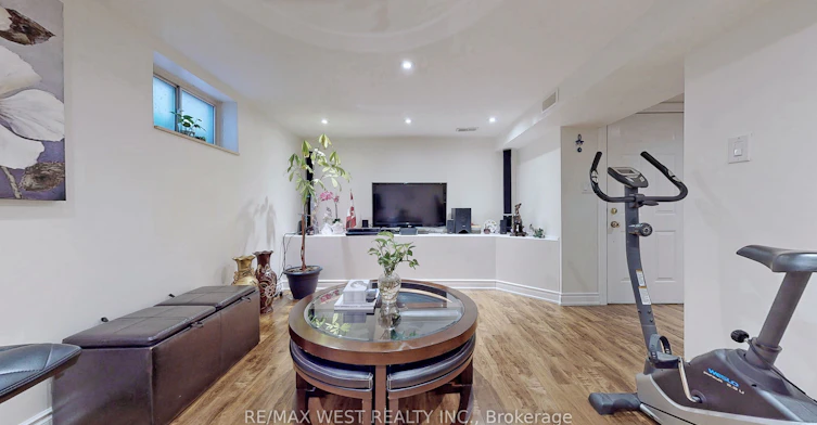 BSMT-139 Ranee Avenue, Toronto, ON, M6A 1N3 - 7