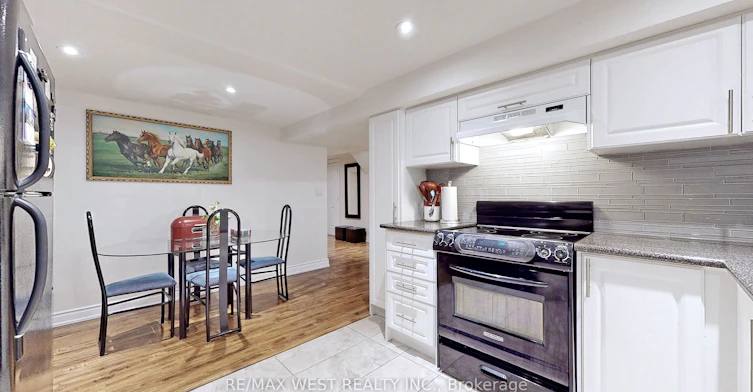 BSMT-139 Ranee Avenue, Toronto, ON, M6A 1N3 - 11