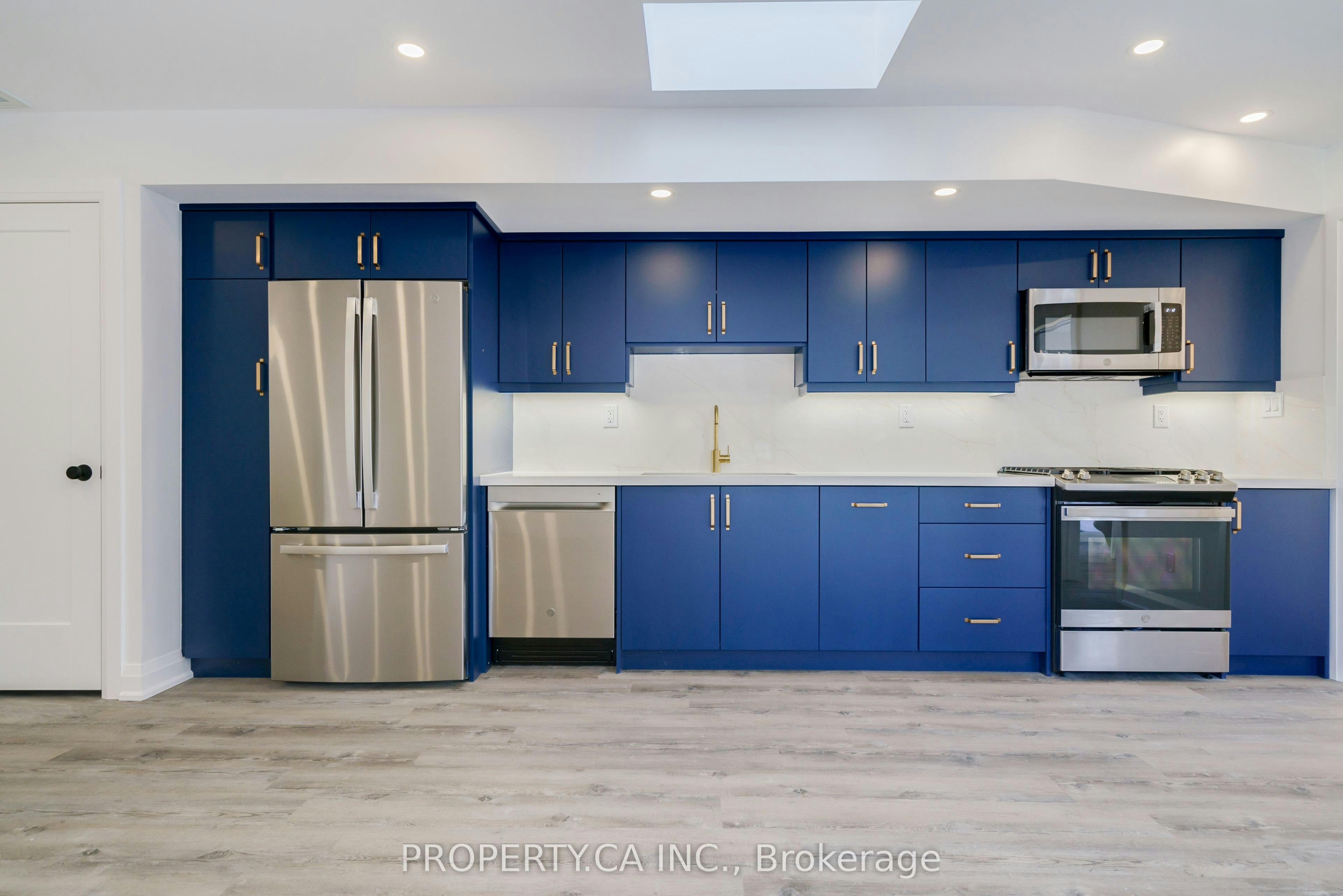 Laneway-147 Denison Avenue, Toronto, ON, M5T 2N2 - 6