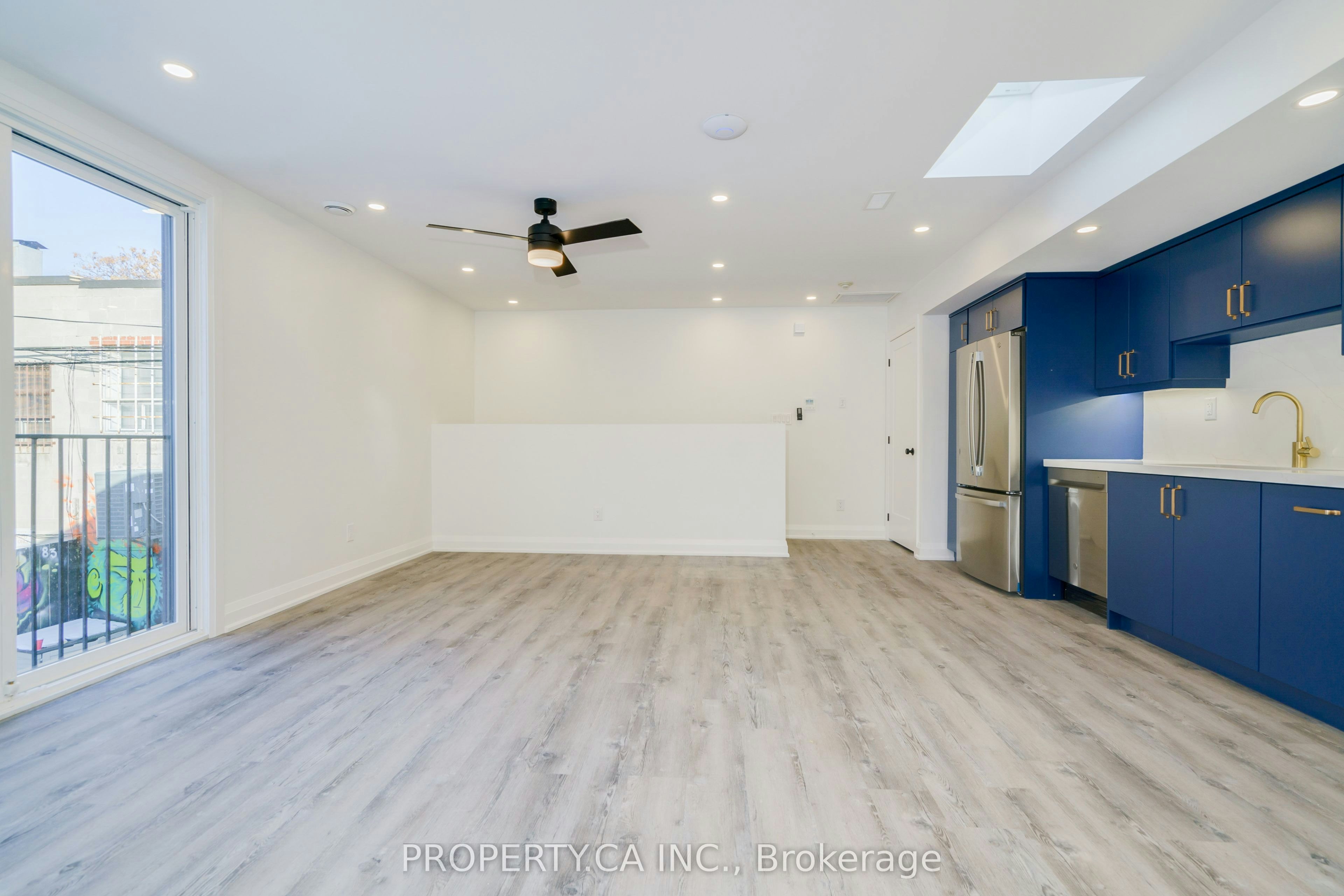 Laneway-147 Denison Avenue, Toronto, ON, M5T 2N2 - 8