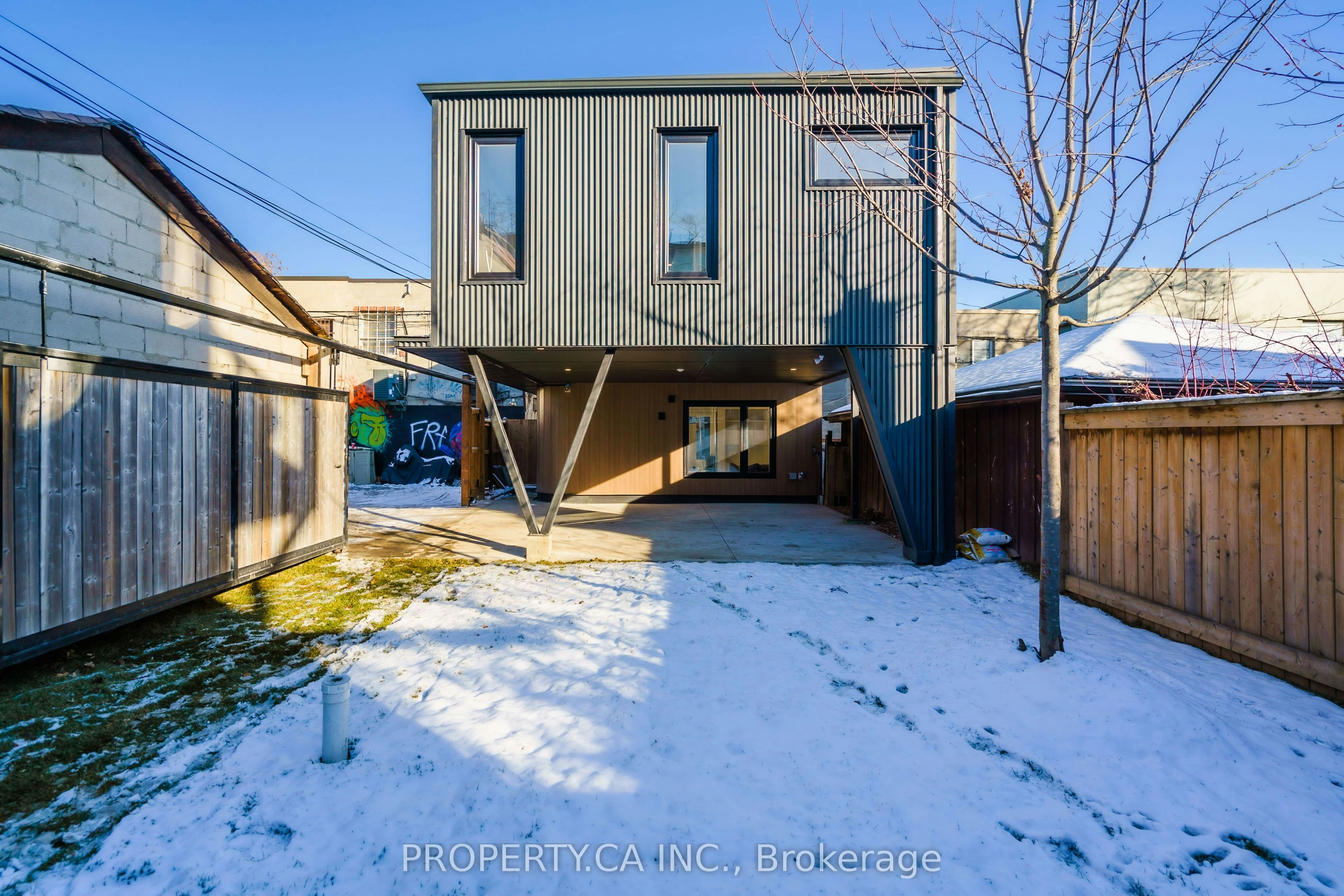 Laneway-147 Denison Avenue, Toronto, ON, M5T 2N2 - 23